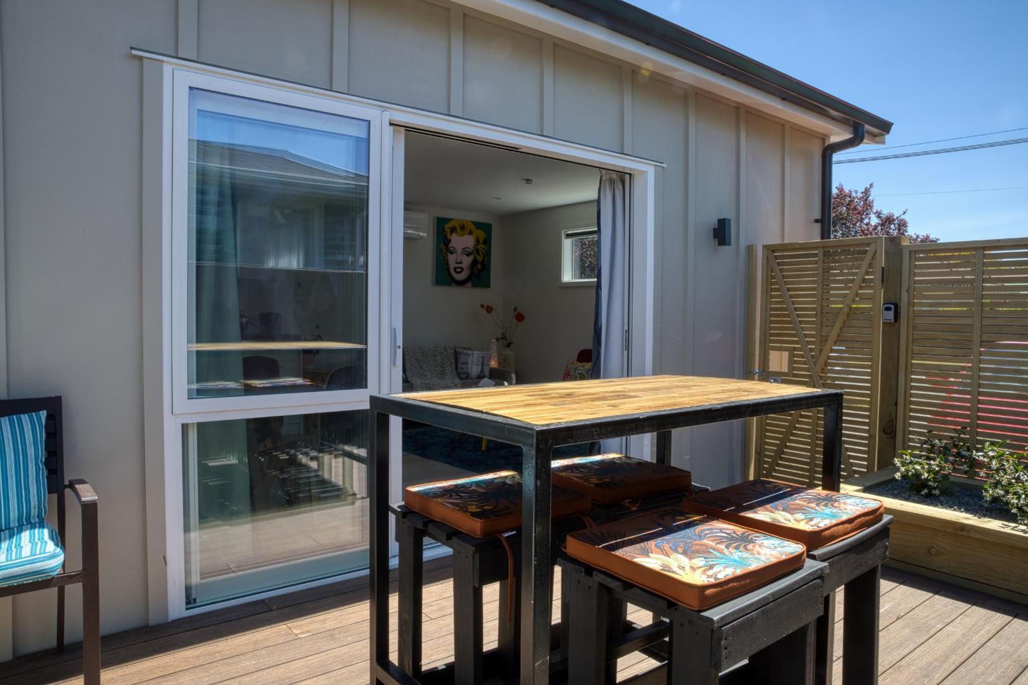 Classy Modern Unit Close To Airport, Shops And Bus Christchurch Exterior photo